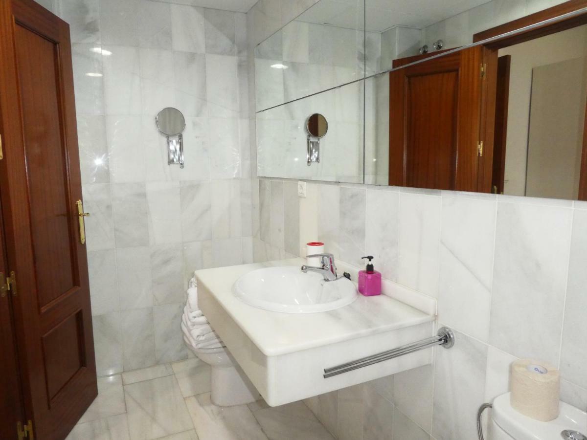 Apartamentos Catedral Plaza 3000 Granada Eksteriør billede